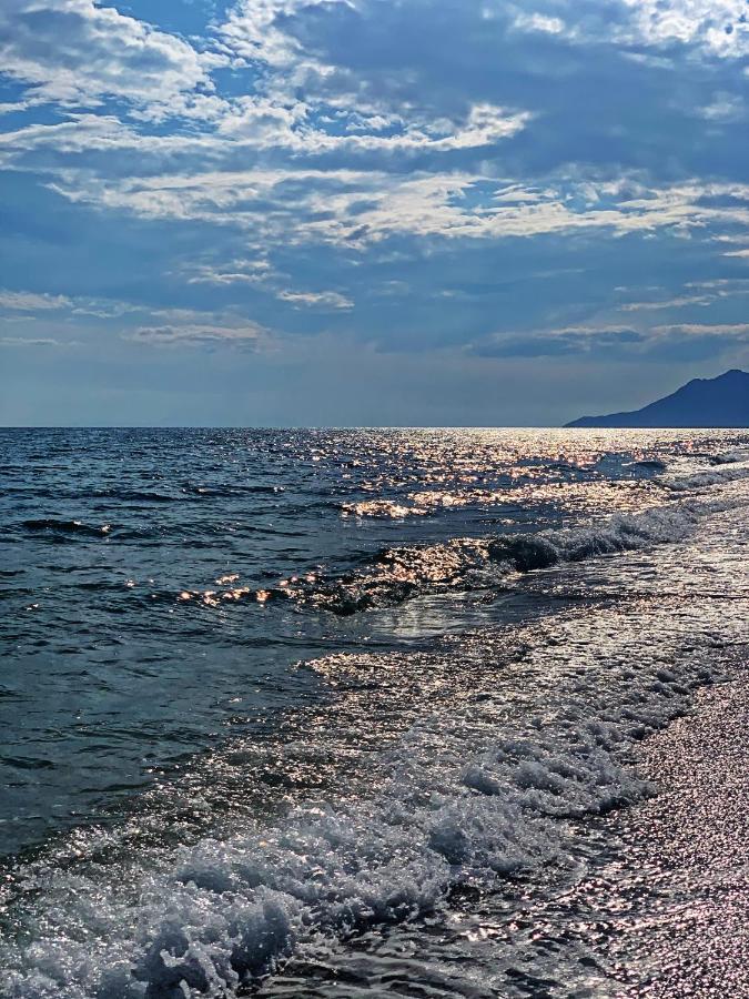 Ivonnis Garden Villa Mesimvria  Bagian luar foto