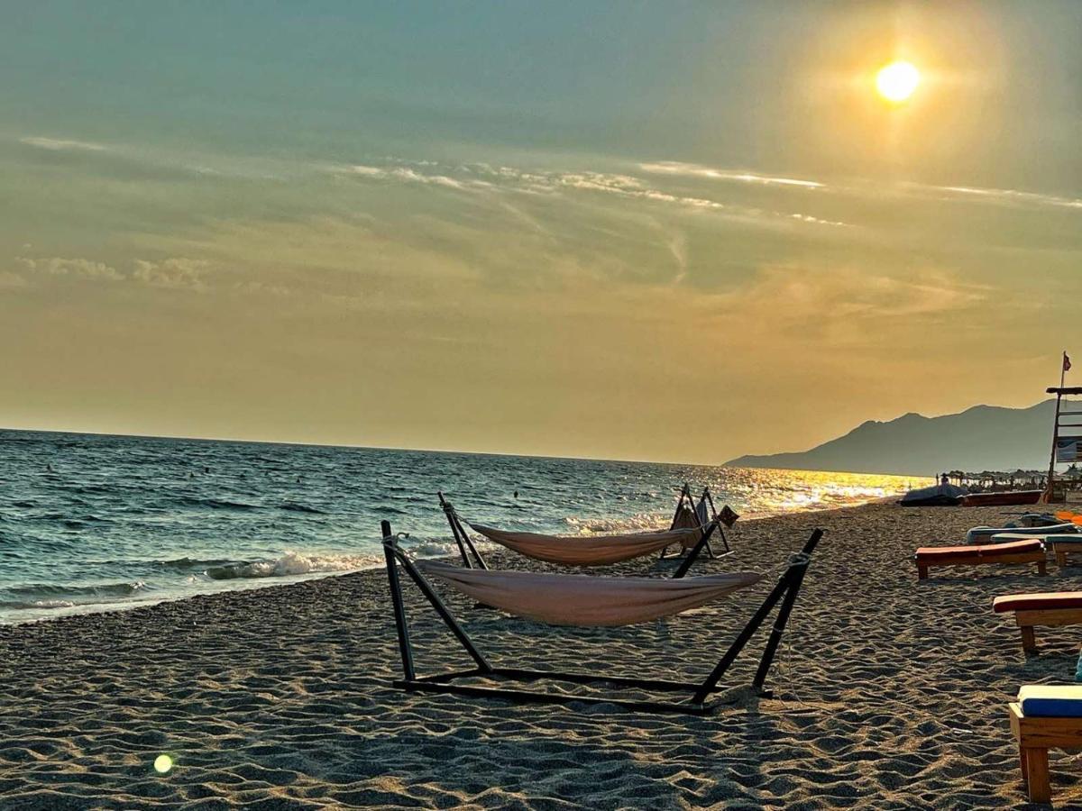 Ivonnis Garden Villa Mesimvria  Bagian luar foto